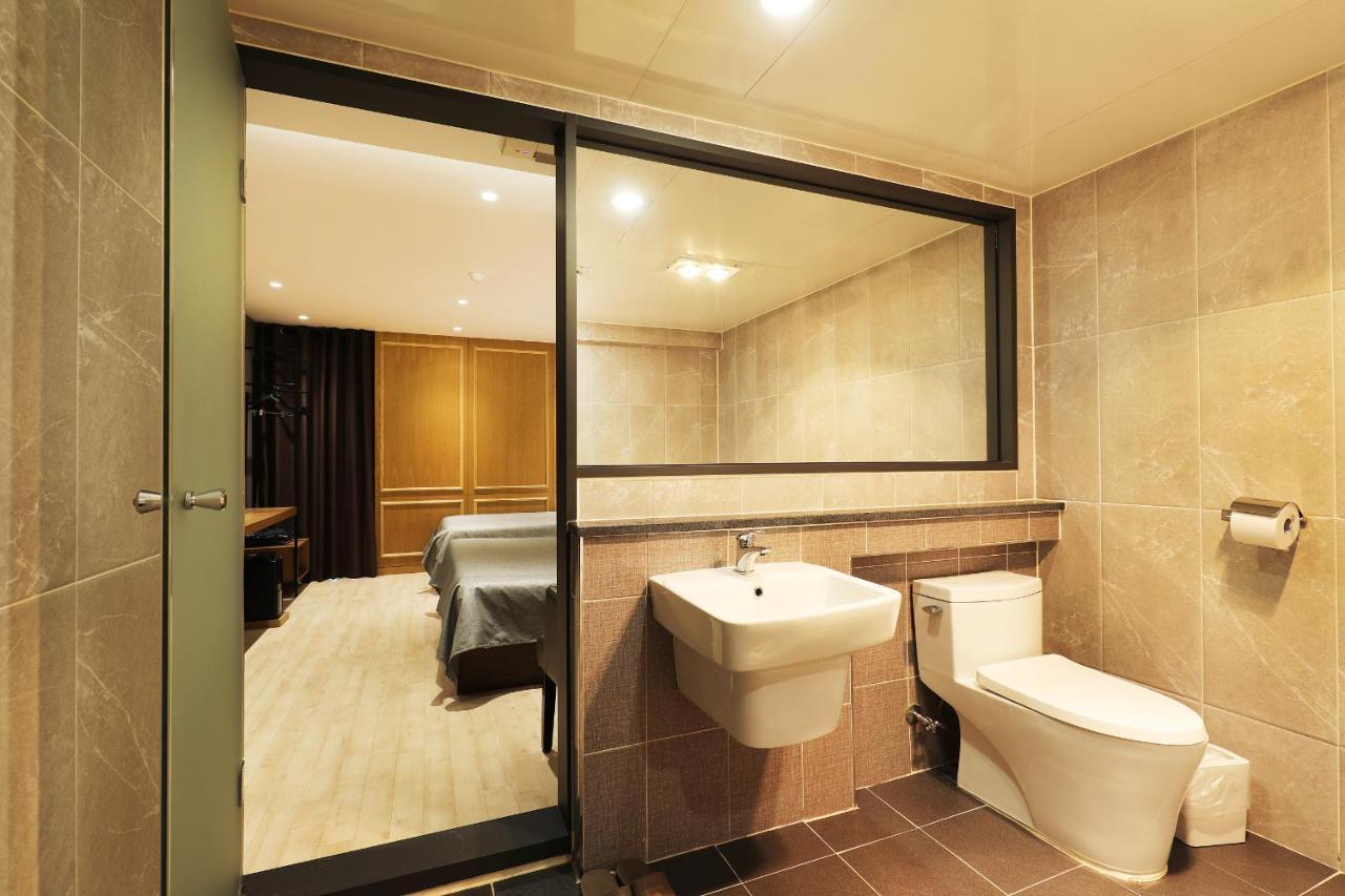 סאונגנאם Gloria Hotel מראה חיצוני תמונה